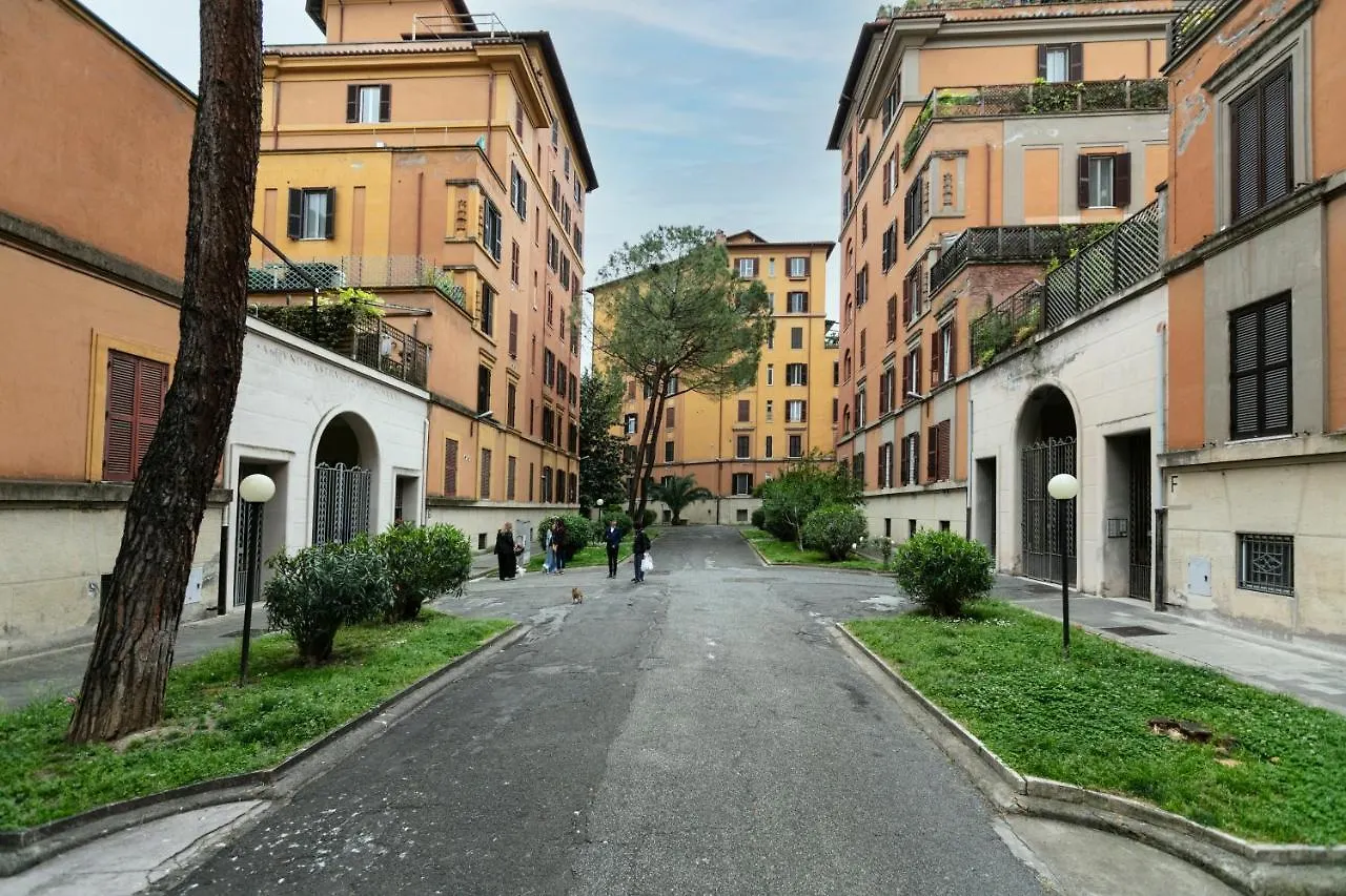 Residenza Sacconi By Hili Hotel Rome 0*,